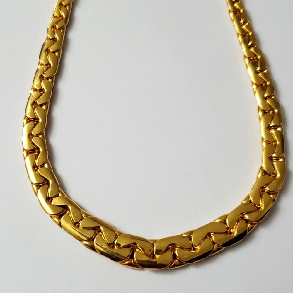 18K Gold Italian Plated Charming Necklace - Picture 4 of 7